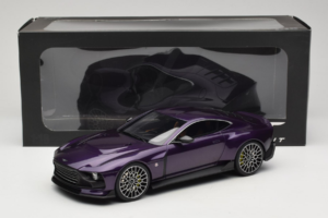 Aston Martin Valour Dark Blue GT Spirit 1:18 GT944 Resin — photo 6 of 6