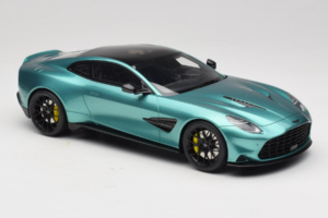 Aston Martin Vanquish Green Metallic GT Spirit 1:18 GT551 Resin — photo 4 of 6