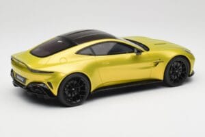 Aston Martin Vantage Cosmopolitan Yellow GT Spirit 1:18 GT514 Resin — photo 2 of 6