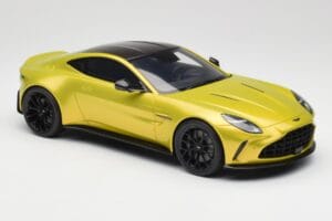 Aston Martin Vantage Cosmopolitan Yellow GT Spirit 1:18 GT514 Resin — photo 4 of 6