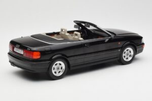 Audi 80 B3 Cabriolet Black MCG 1:18 MCG18372 Diecast — photo 2 of 6