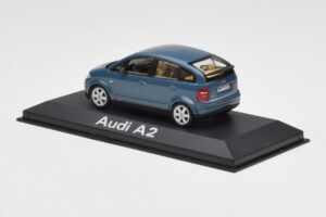 Audi A2 Blue Metallic Minichamps 1:43 20022200748005 Diecast — photo 3 of 4