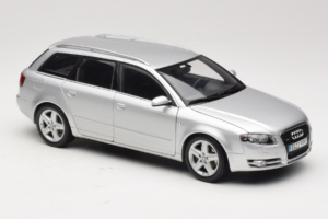 Audi A4 B7 3.2 Quattro Avant Silver Minichamps 1:18 5010404215 Diecast — photo 6 of 8