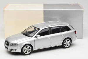Audi A4 B7 3.2 Quattro Avant Silver Minichamps 1:18 5010404215 Diecast — photo 8 of 8