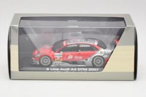 Audi A4 B7 #11 Team Abt M. Rockenfeller DTM 2007 Minichamps 1:43 5020700163 Diecast — photo 4 of 4