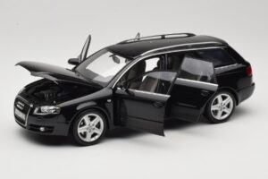 Audi A4 B8 Avant 3.2 Quattro Black Minichamps 1:18 5010404225 Diecast — photo 2 of 8