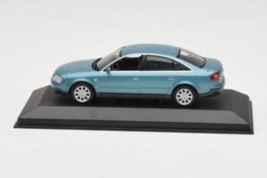 Audi A6 C5 Light Blue Minichamps 1:43 AUDI004 Diecast