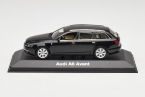 Audi A6 C6 Avant Phantom Black Minichamps 1:43 5010406233 Diecast