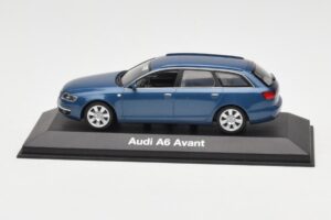 Audi A6 C6 Avant Stratos Blue Minichamps 1:43 5010406223 Diecast