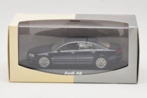 Audi A8 D3 Blue Metallic Light Interior Minichamps 1:43 20000001386003 Diecast — photo 4 of 4