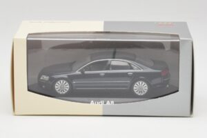 Audi A8 D3 Mauritius Blue Metallic Minichamps 1:43 5010508123 Diecast — photo 4 of 4