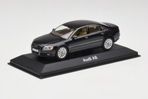 Audi A8 D3 Phantom Black Minichamps 1:43 5010508133 Diecast — photo 2 of 4