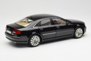 Audi A8 D3 W12 Black Kyosho 1:18 09212BK Diecast — photo 3 of 8