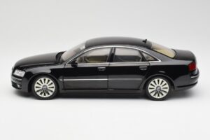 Audi A8 D3 W12 Black Kyosho 1:18 09212BK Diecast — photo 4 of 8