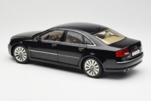 Audi A8 D3 W12 Black Kyosho 1:18 09212BK Diecast — photo 7 of 8