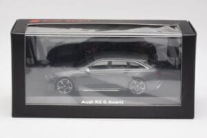 Audi RS6 C8 Avant Grey Metallic Minichamps 1:43 5012016231 Diecast — photo 4 of 4
