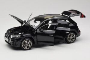 Audi Q5L FY Black Paudi Model 1:18 26732 Diecast — photo 2 of 8