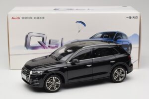 Audi Q5L FY Black Paudi Model 1:18 26732 Diecast — photo 8 of 8