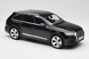 Audi Q7 4M Orca Black Minichamps 1:18 5011407625 Diecast — photo 6 of 8