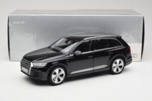 Audi Q7 4M Orca Black Minichamps 1:18 5011407625 Diecast — photo 8 of 8