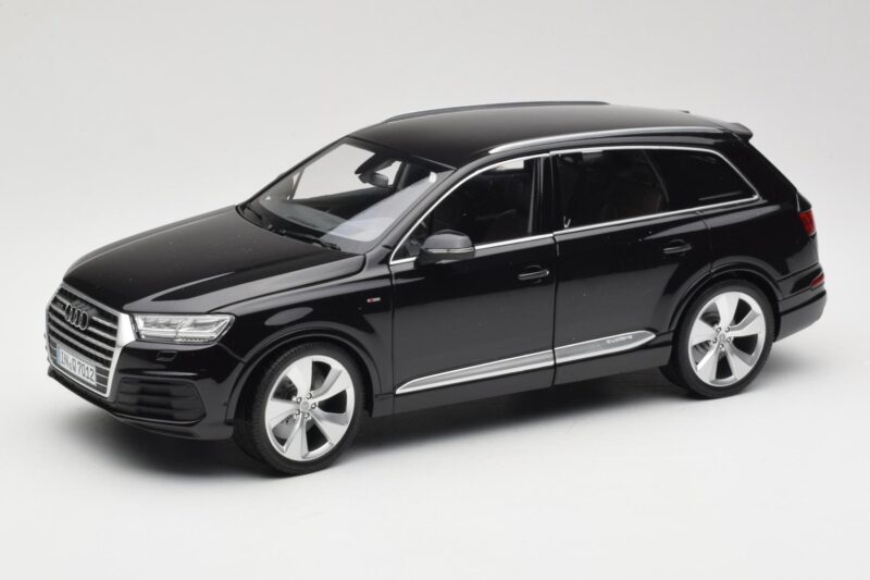 Audi Q7 4M Orca Black Minichamps 1:18 5011407625 Diecast