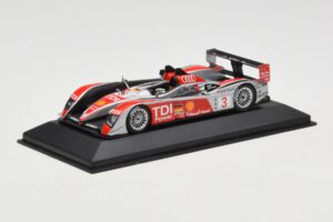 Audi R10 TDI LMP1 #3 L. Luhr / A. Premat / M. Rockenfeller 24 Hours of Le Mans 2008 Minichamps 1:43 400089903 Diecast — photo 2 of 4