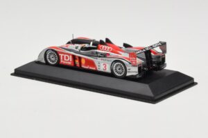 Audi R10 TDI LMP1 #3 L. Luhr / A. Premat / M. Rockenfeller 24 Hours of Le Mans 2008 Minichamps 1:43 400089903 Diecast — photo 3 of 4