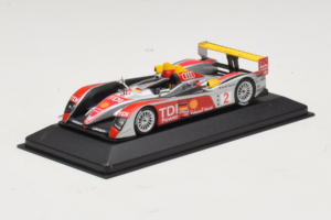 Audi R10 TDI LMP1 #2 R. Capello / T. Kristensen 2007 Minichamps 1:43 400071602 Diecast — photo 2 of 4