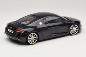 Audi R8 Black Kyosho 1:18 09213BK Diecast — photo 3 of 8