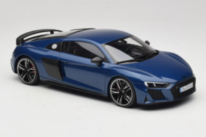 Audi R8 Ascari Blue Jada 1:18 5011918451 Diecast — photo 4 of 6