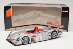Audi R8 LMP900 #8 Audi Sport Team Joest F. Biela / E. Pirro / T. Kristensen 24 Hours of Le Mans 2000 Maisto 1:18 38899 Diecas — photo 6 of 6