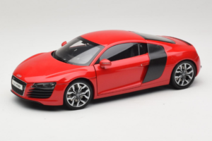 Audi R8 Red Kyosho 1:18 09213R Diecast