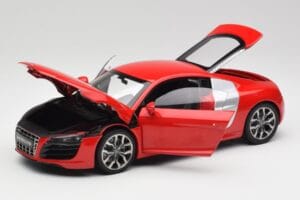 Audi R8 V10 Brilliant Red Kyosho 1:18 09216RR Diecast — photo 2 of 8