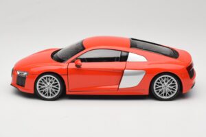 Audi R8 V10 Red Welly 1:18 18052W Diecast — photo 4 of 8