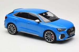 Audi RS Q3 F3 Sportback Blue Minichamps 1:18 155018101 Diecast — photo 4 of 6