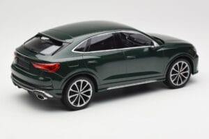 Audi RS Q3 Sportback 8U Green Metallic Minichamps 1:18 155018102 Diecast — photo 2 of 6