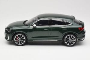 Audi RS Q3 Sportback 8U Green Metallic Minichamps 1:18 155018102 Diecast — photo 3 of 6