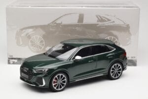 Audi RS Q3 Sportback 8U Green Metallic Minichamps 1:18 155018102 Diecast — photo 6 of 6