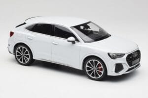 Audi RS Q3 F3 Sportback Glacier White Metallic Minichamps 1:18 155018105 Diecast — photo 4 of 6