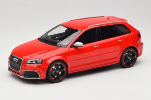 Audi RS3 8P Sportback Red DNA 1:18 DNA000056 Resin