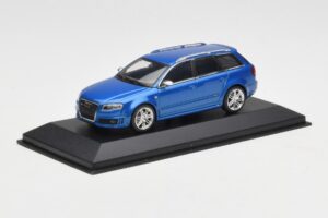 Audi RS4 B7 Avant Blue Metallic Minichamps 1:43 AUDI010 Diecast — photo 2 of 4