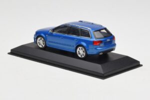 Audi RS4 B7 Avant Blue Metallic Minichamps 1:43 AUDI010 Diecast — photo 3 of 4