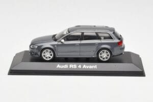 Audi RS4 B7 Avant Grey Minichamps 1:43 5010509223 Diecast