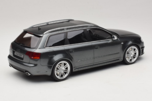 Audi RS4 B7 Grey Otto 1:18 OT721 Resin — photo 2 of 6