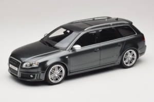 Audi RS4 B7 Grey Otto 1:18 OT721 Resin
