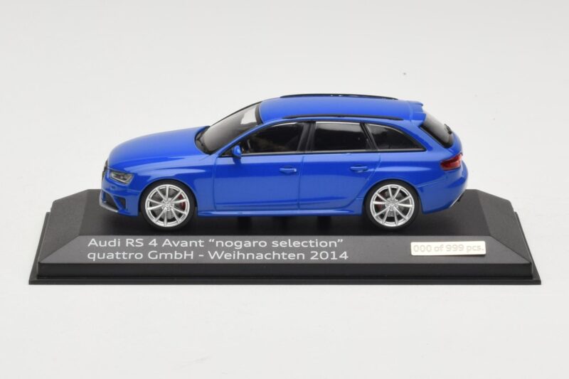 Audi RS4 B8 Avant Nogaro Blue Christmas Selection 2014 Minichamps 1:43 AUDI003 Diecast