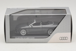 Audi RS5 B8 Cabriolet Daytona Gray Minichamps 1:43 5011215323 Diecast — photo 4 of 4