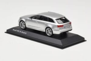 Audi RS6 C7 Avant Prisma Silver Minichamps 1:43 5011216213 Diecast — photo 3 of 4