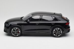 Audi RSQ8 Night Black GT Spirit 1:18 GT305 Resin — photo 3 of 6