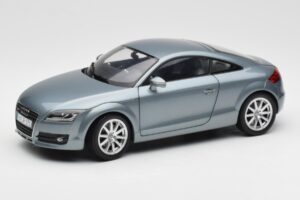 Audi TT 8J Condor Grey Minichamps 1:18 5010500415 Diecast